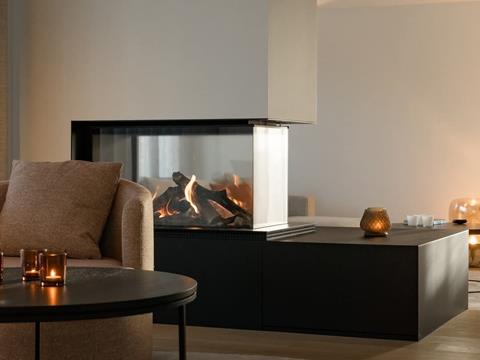 Les Foyers à Bois Sur Mesure : Allier Esthétique et Performance