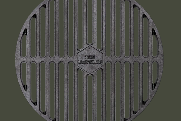 Bastard – Gusseisernes Gitter Compact